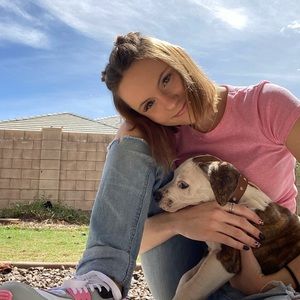 Meet your Posher, Elle